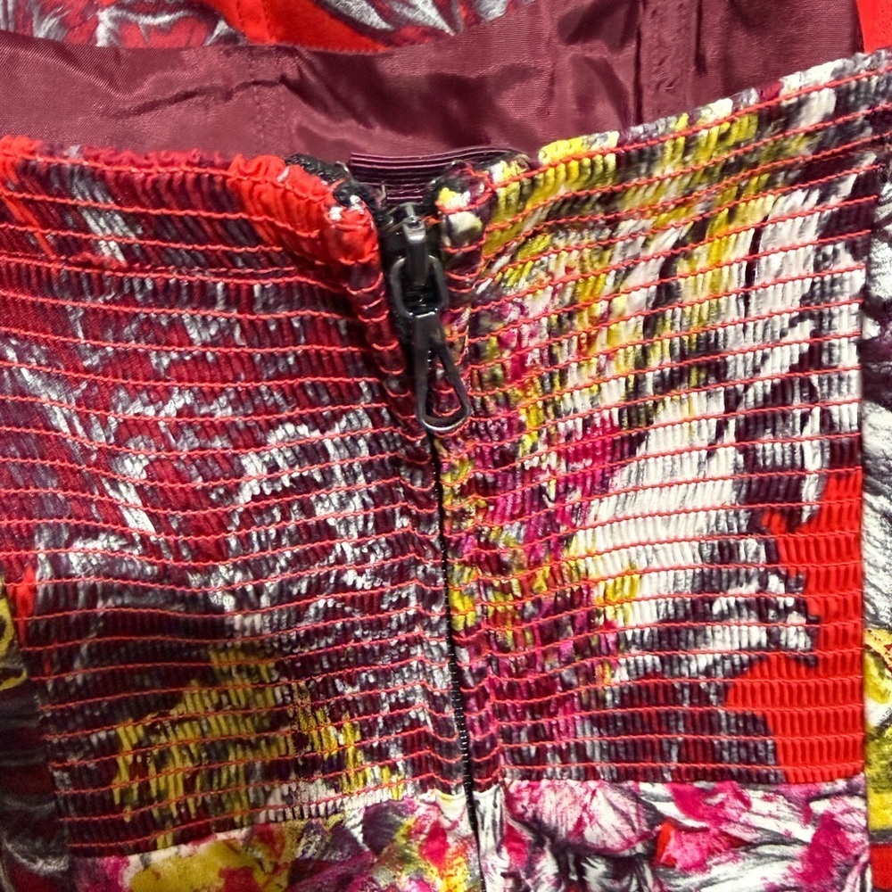 Leifsdottir Vibrant Red and White Floral Camisole Dress - Picture 5 of 6